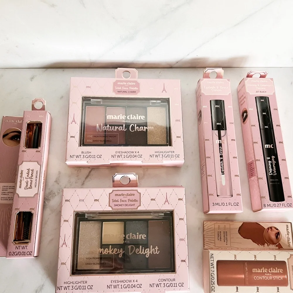 NWT: Marie Claire Natural Charm Makeup set